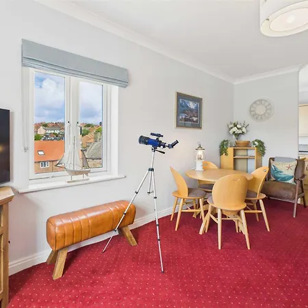 Host & - Starboard Bow *